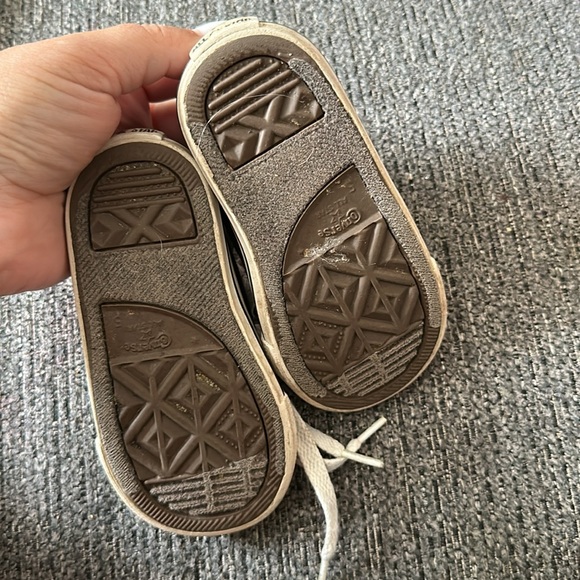 Converse Toddler Sneakers - Picture 2 of 3